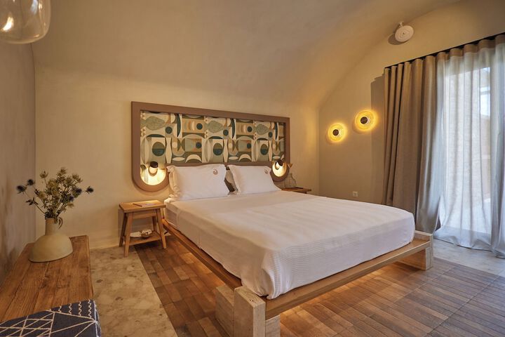 Room 17 of 157