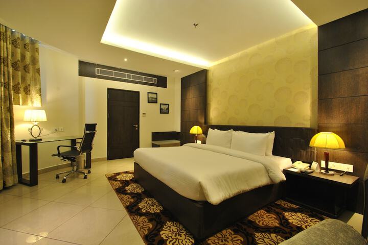 Room 9 of 57