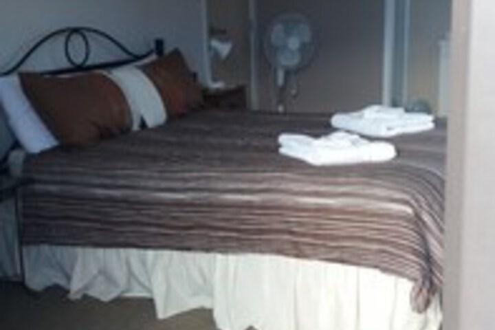 Room 17 of 26
