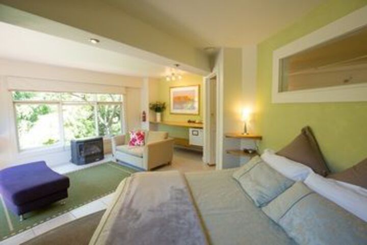 Room 25 of 108