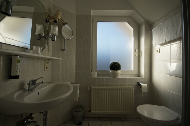 Room 36 of 47