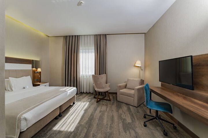 Room 56 of 122