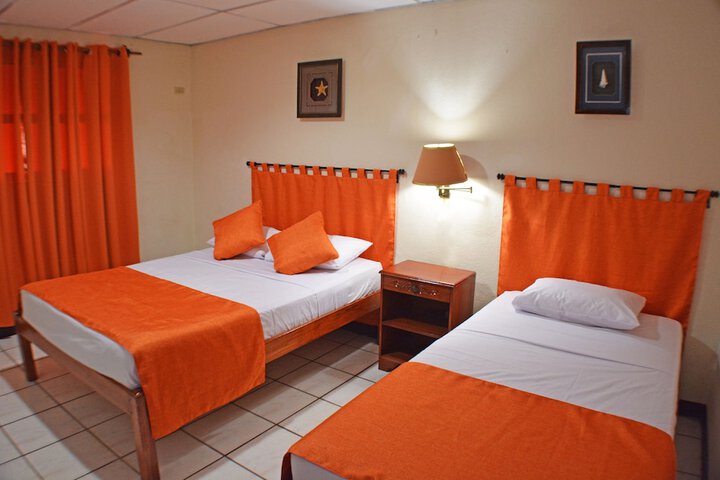 Room 9 of 24