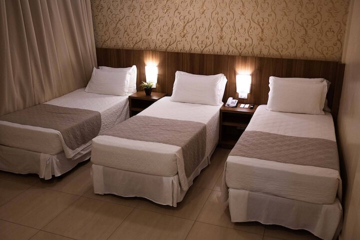 Room 46 of 103
