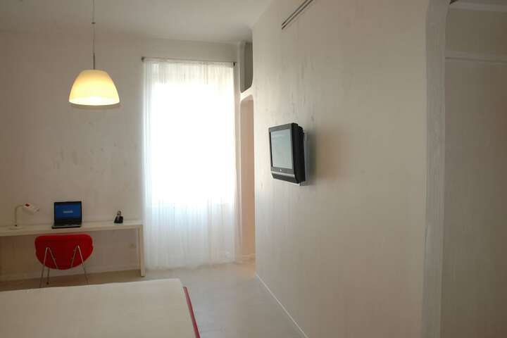 Room 10 of 60