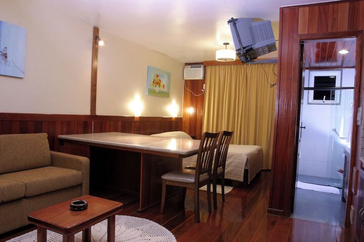 Room 19 of 42