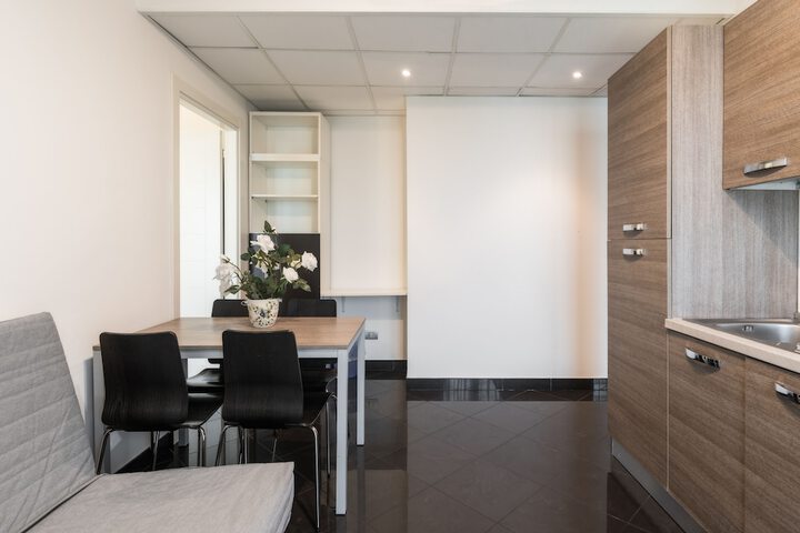 Room 44 of 75