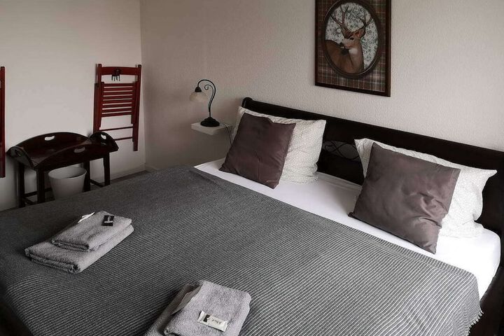Room 10 of 54