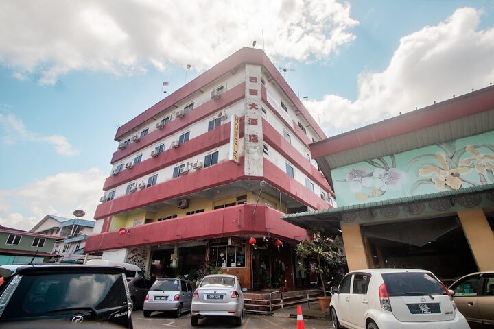 Photo of OYO 90124 Payang Puri Baru Hotel