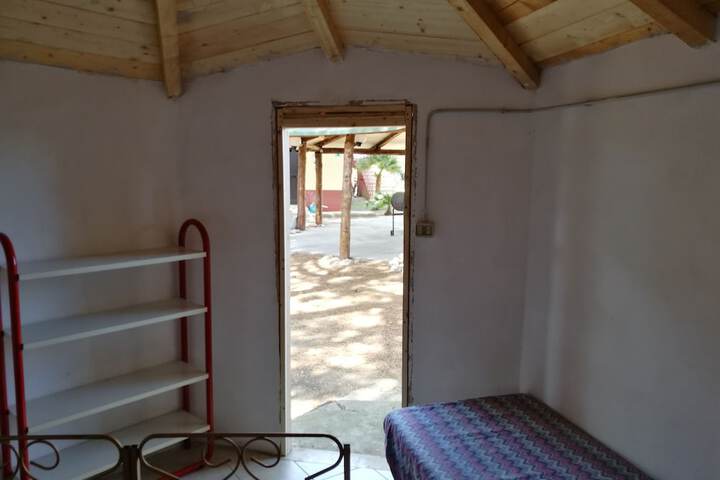 Room 10 of 46
