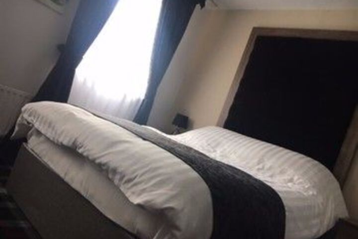 Room 90 of 117