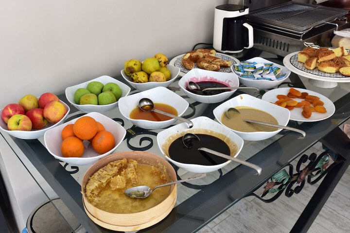 Breakfast/Coffee Service 12 of 12