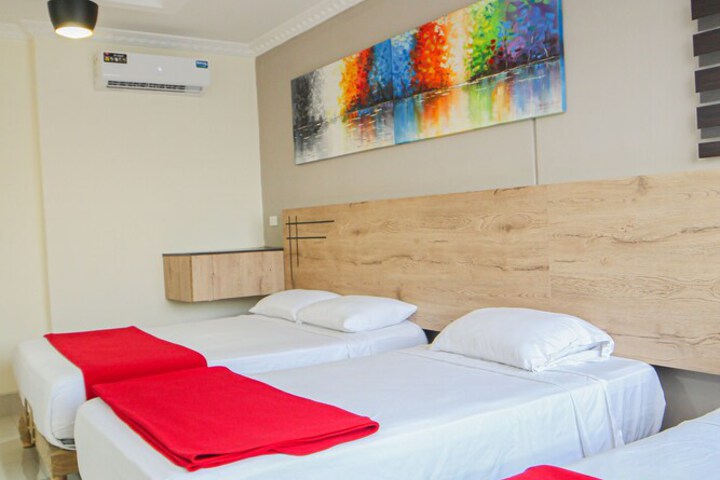Room 34 of 74