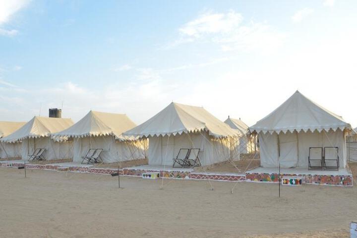 Camp a Hayyat