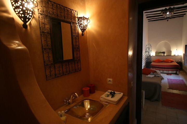 Room 25 of 57