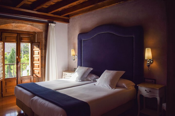Room 4 of 46