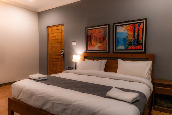 Room 7 of 38