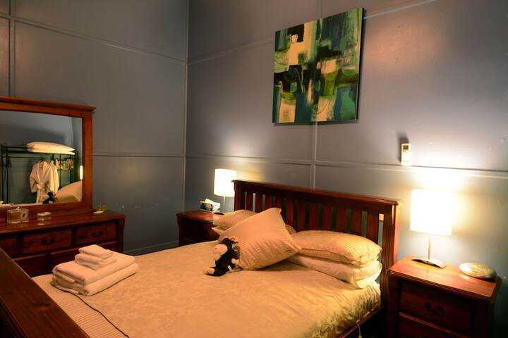 Room 3 of 36