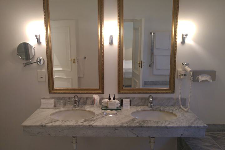 Clean Restrooms