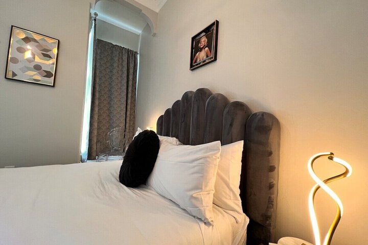 Room 22 of 181