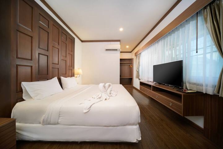 Room 26 of 39
