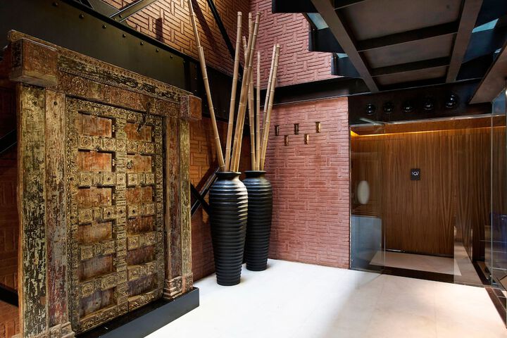 Hotel Interior 2 of 61