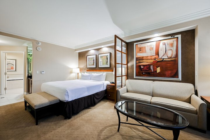 Room 14 of 438