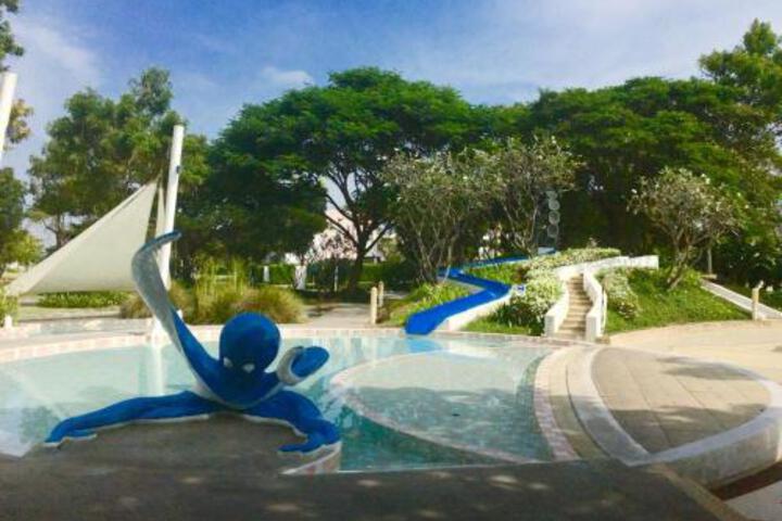 Hua Hin Boathouse
