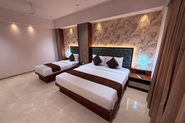 Room 40 of 74