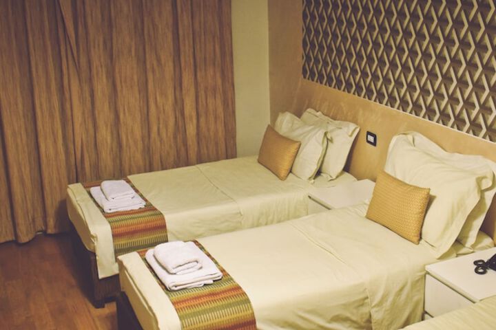 Room 26 of 62