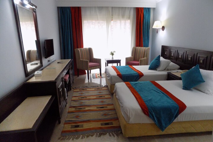 Room 9 of 89