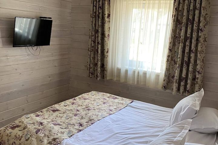 Room 15 of 38