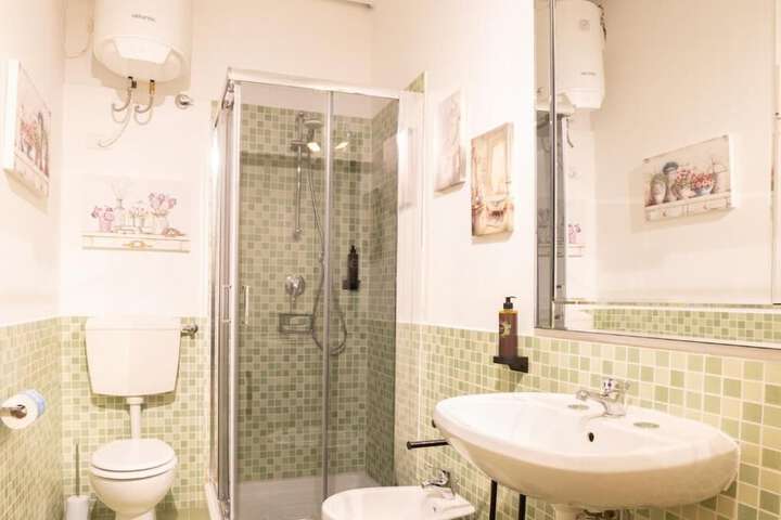 Bathroom Photo