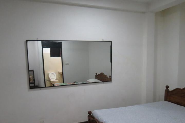 Room 12 of 46