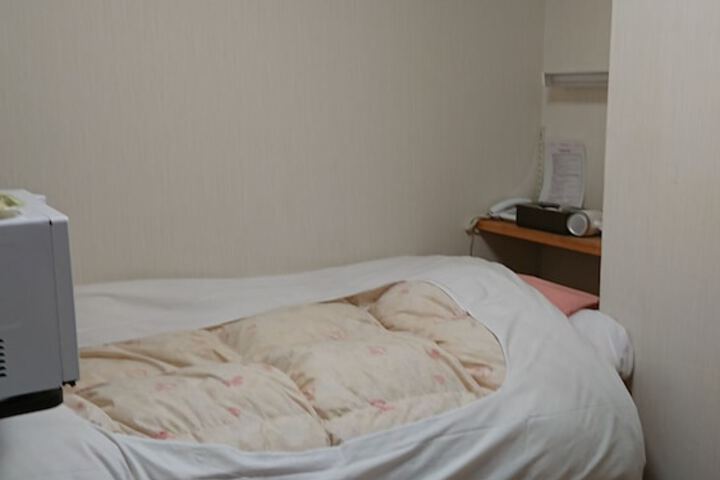 Room 13 of 43