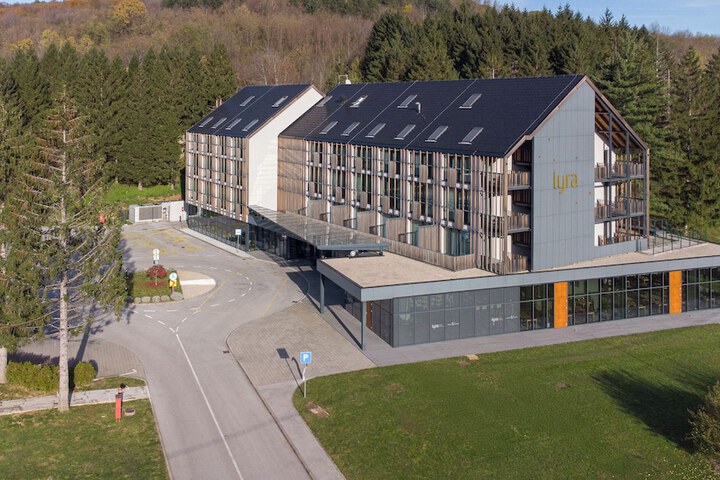 Hotel 56 of 58