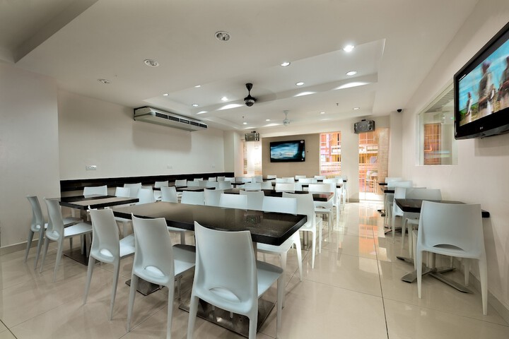 Dining Photos