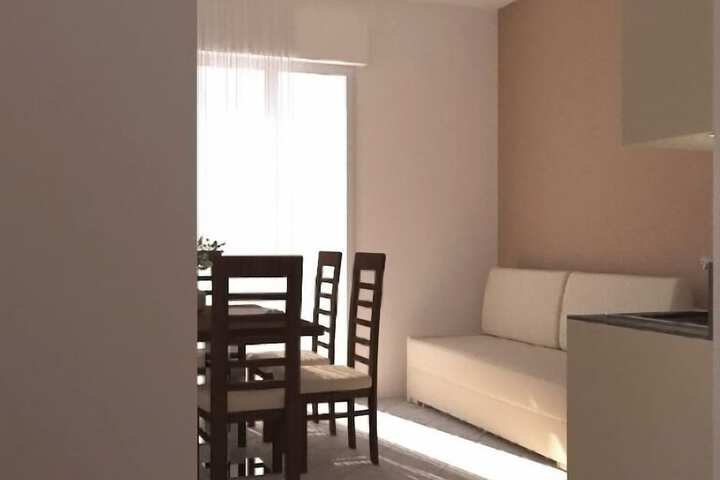 Room 25 of 45