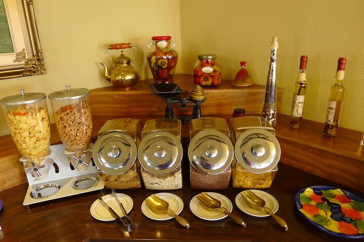 Breakfast/Coffee Service 26 of 36