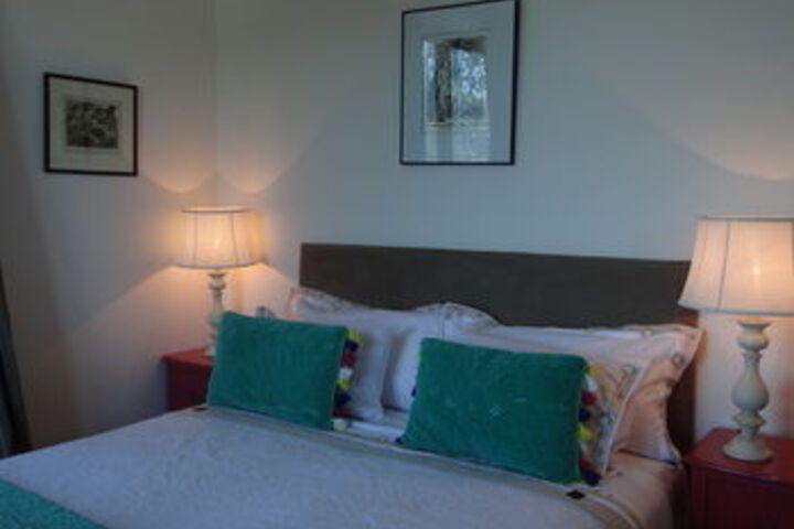 Room 27 of 48