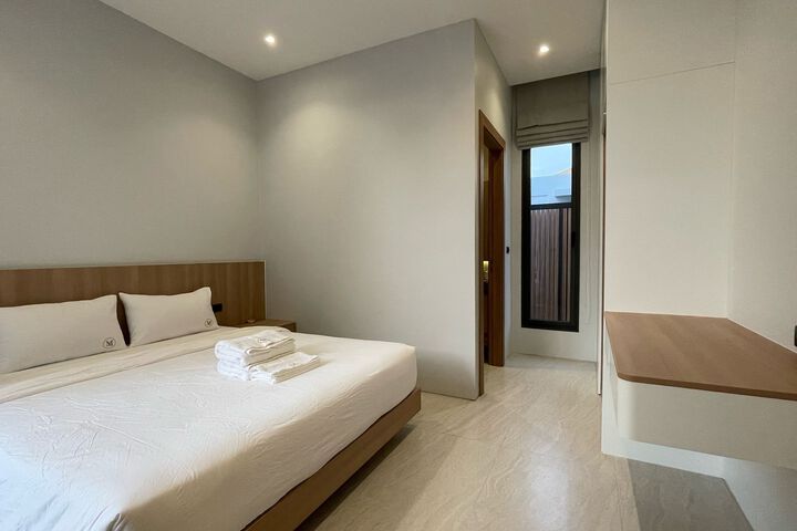 Room 86 of 107