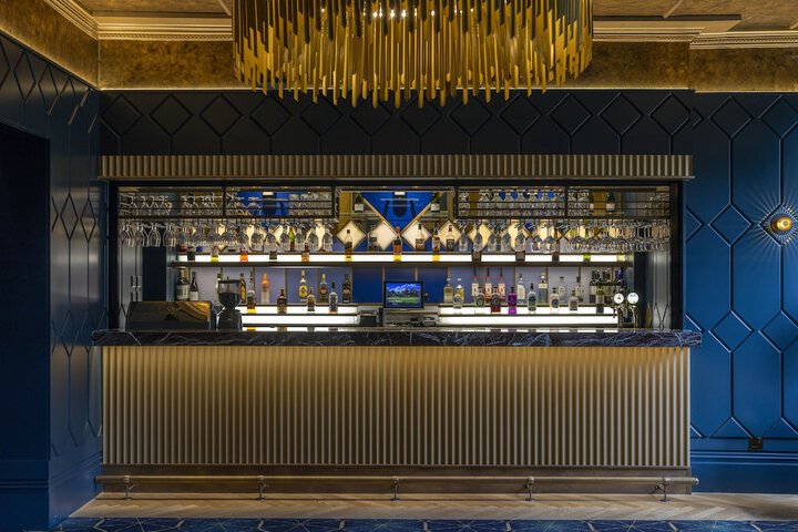 Hotel 77 of 78