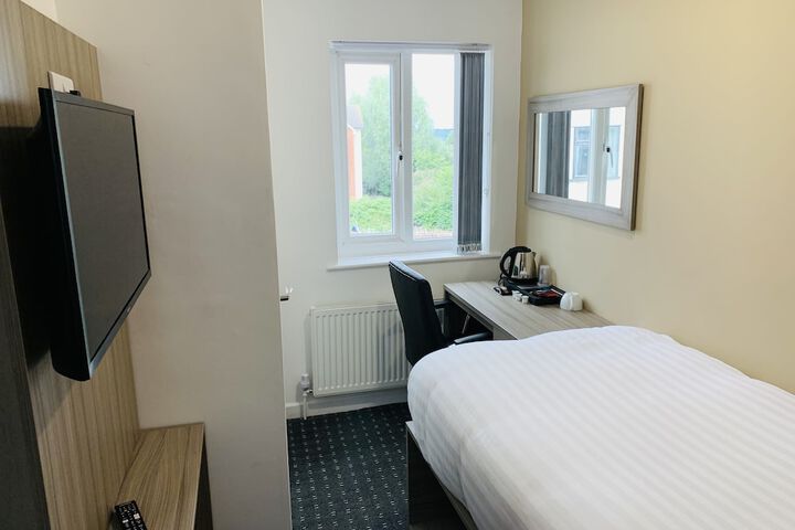 Room 11 of 31