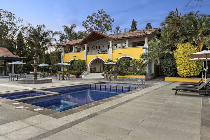 Hotel Hacienda Montesinos in Morelia
