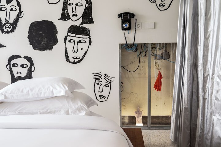 Room 10 of 135