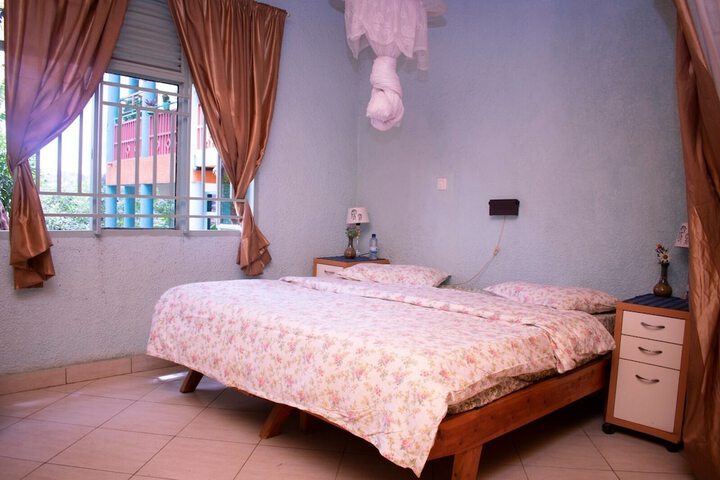 Room 4 of 21