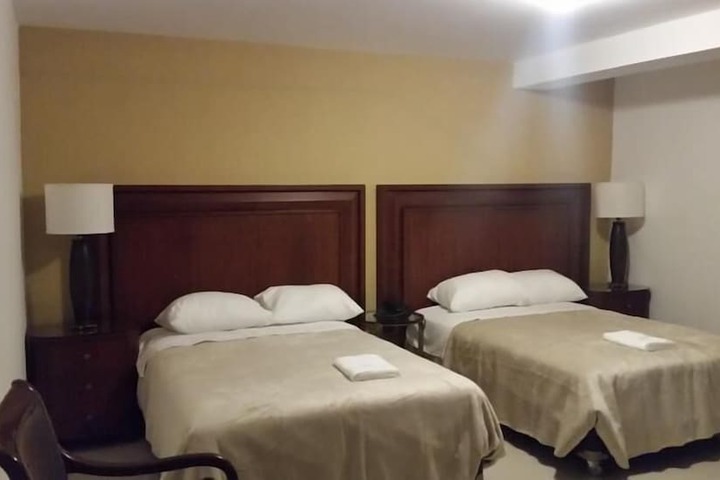 Room 13 of 35