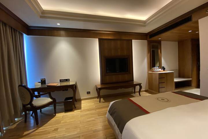 Room 21 of 71