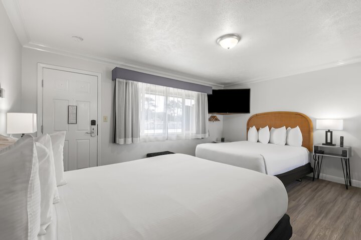 2 Queen Beds Ocean View (8 of 30)