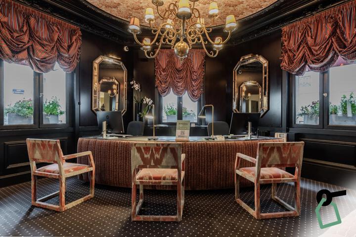 Hotel Interior 18 of 127
